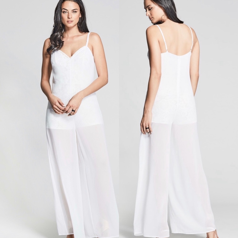 NWOT MARCIANO Ivory Lace Myrta Jumpsuit Romper 6